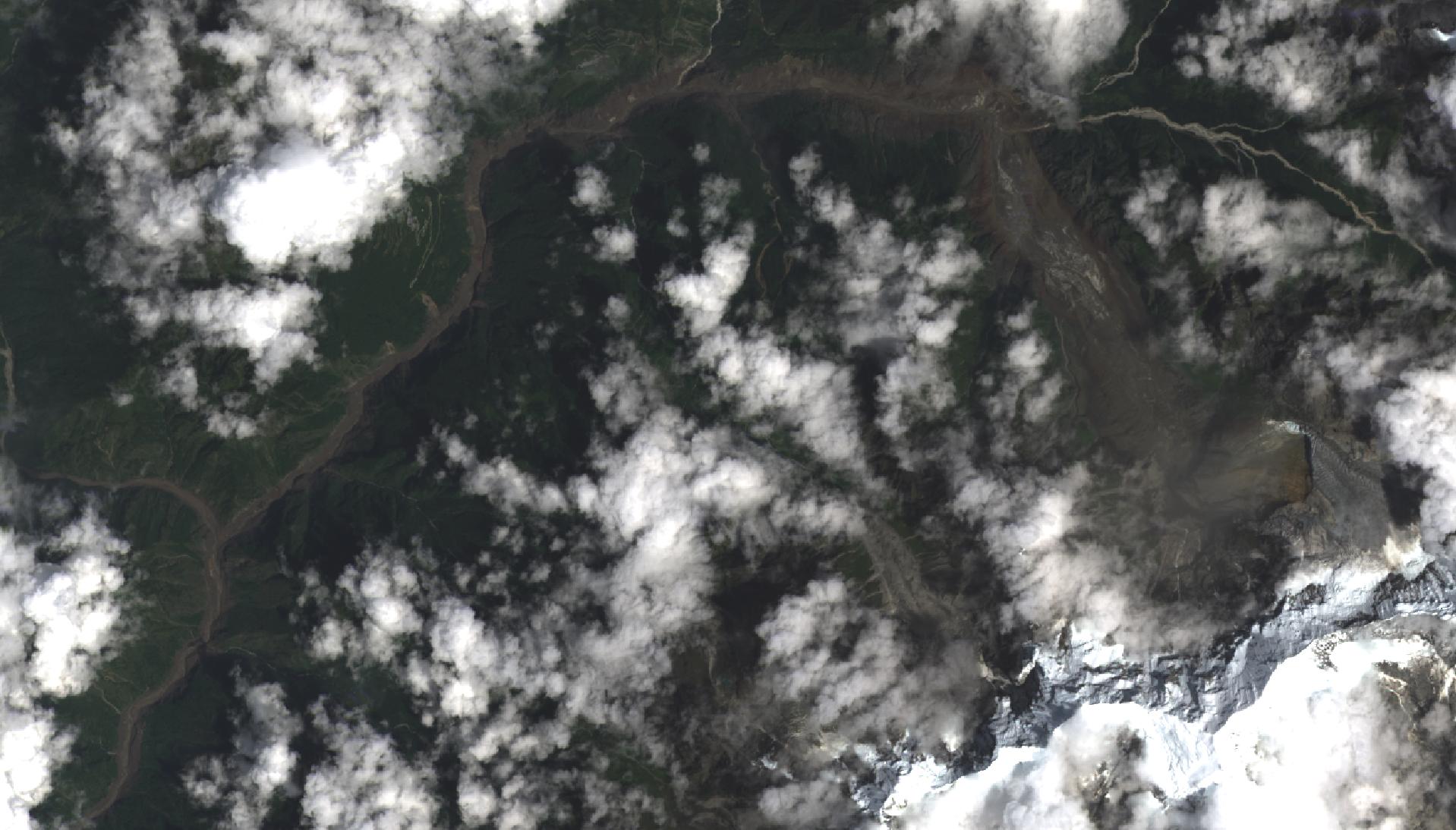 对照组缩略图:源区 Landsat / Sentinel / Comparison thumbnail: Source · Landsat / Sentinel